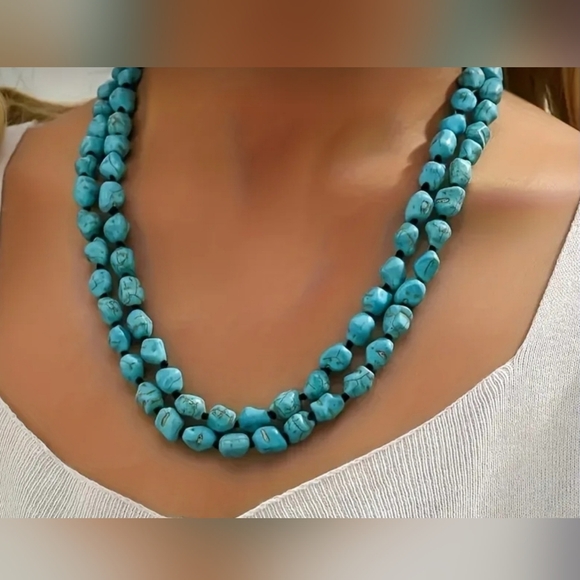 Jewelry - Bohemian Turquoise Beaded Necklace